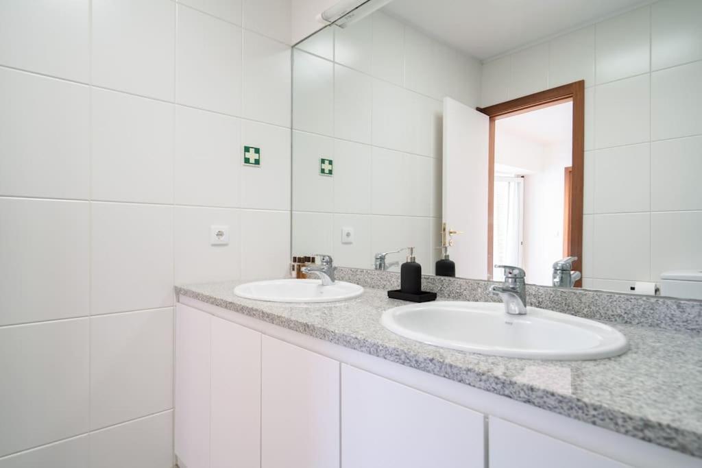 אספוסנדה Quinta Da Barca Guest House מראה חיצוני תמונה